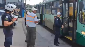 TRANSPORTE PÚBLICO EM BH: Ônibus que prestam serviço para população da cidade passam por fiscalização da PBH