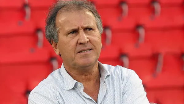 ZICO É FURTADO EM PARIS: Embaixador do Time Brasil, ex-jogador teve prejuízo que ultrapassa R$ 1 milhão