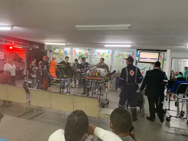 Turbulência deixa cerca 30 feridos em voo para o Uruguai; avião fez pouso de emergência em Natal